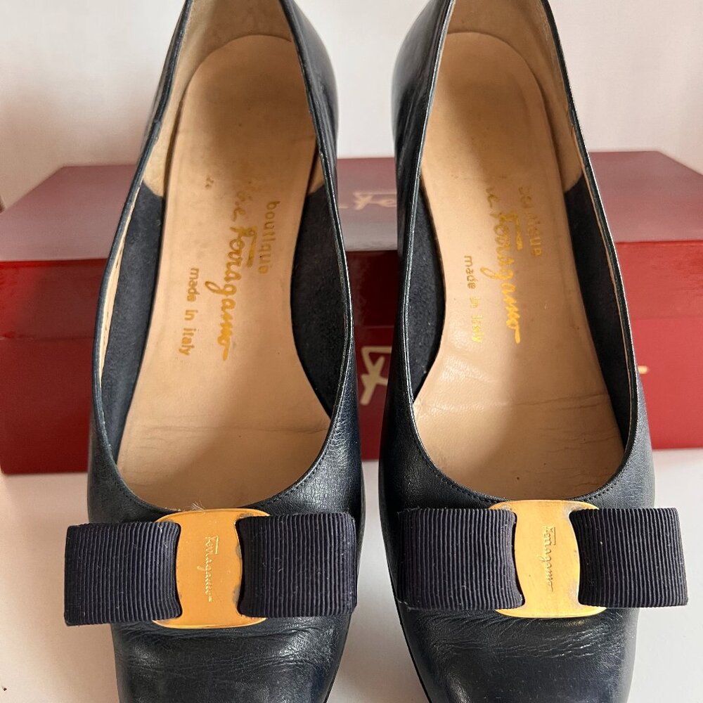Salvatore Ferragamo Navy Bow Women's Shoes